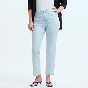 Madewell The Curvy Perfect Vintage Jean chesthunt wash
